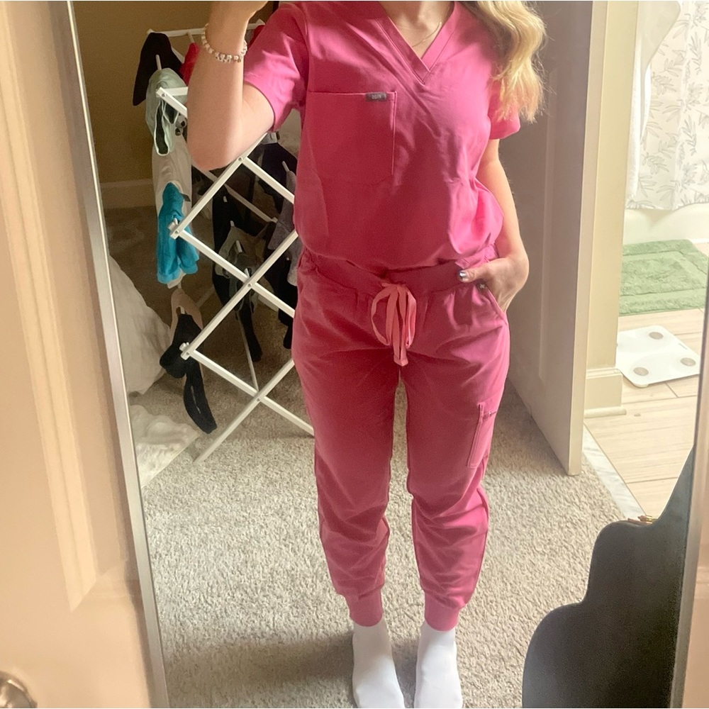 Figs Women's Scrub Set in Bright Pink technical collection